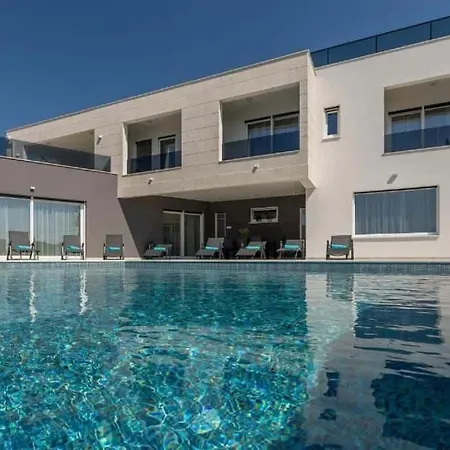 Cozy Exclusive Villa Lejlighed *